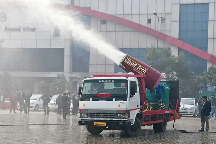 Anti Smog Gun in action